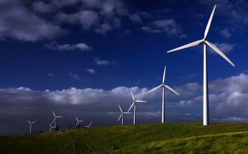 Wind farm freight sails into Cairns Port