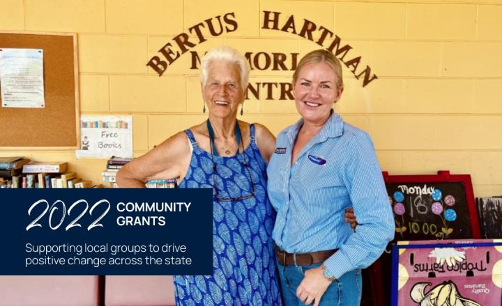 Powerlink employee with a community representative